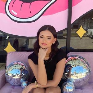 Meet your Posher, Kaitlyn